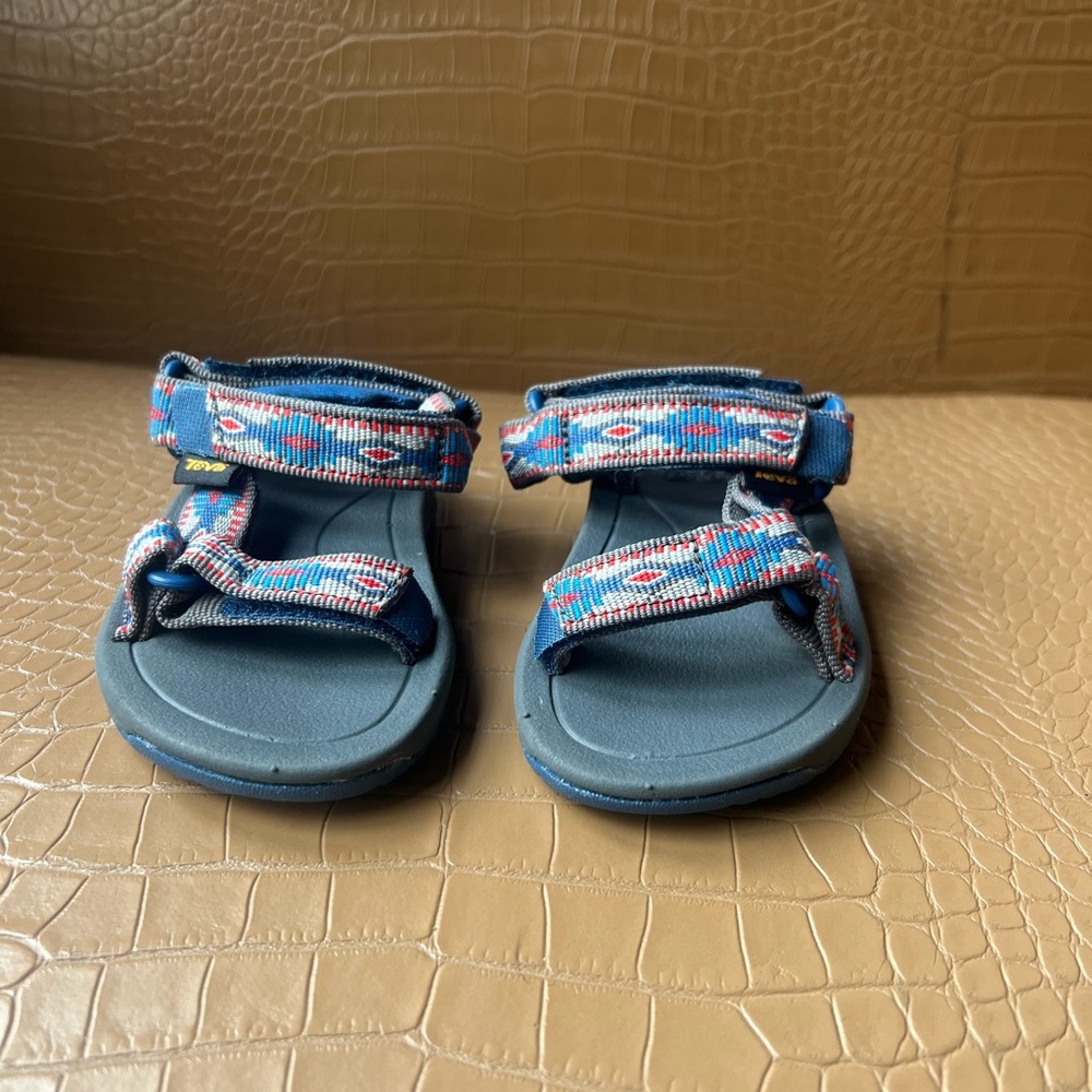 Teva Unisex-Baby T Hurricane XLT 2 Sandal, Canyon Dark Blue, 4 Medium US Toddler - Picture 8 of 8